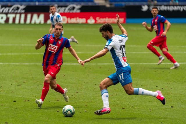 杜兰特31分太阳胜爵士3连胜 魔术送马刺6连败