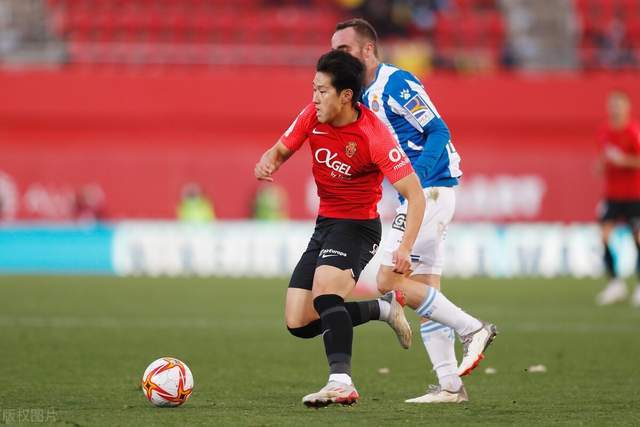 琼斯34分阿不都16+15 新疆3-1浙江晋级总决赛